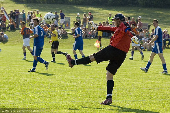 Seehamer Goalie
