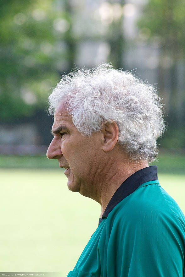 Schiedsrichter Ernst Frisch