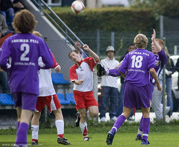 Gratulationen an den Sch�tzen zum 4:0 Mario Messner