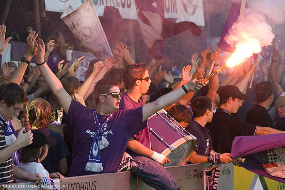 Das Spiel endet mit einem 3:2 Ausw�rtserfolg der Austria