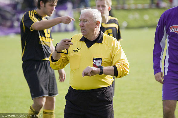 Schiedsrichter Wolfgang Klocker