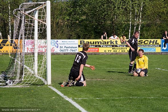 Depression bei den tapfer k�mpfenden USV-Spielern