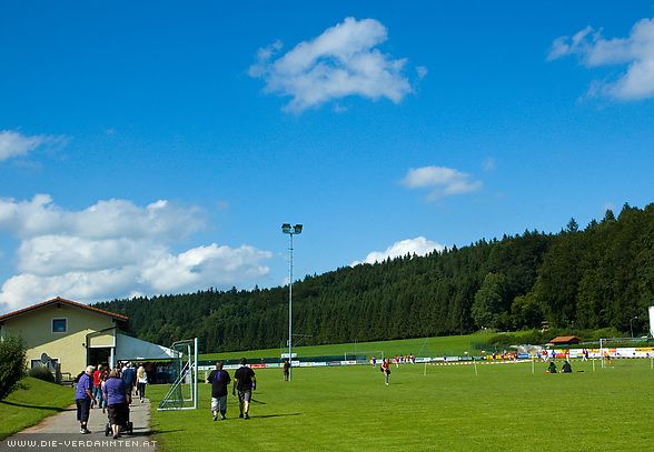 Bei bestem Sommerwetter geht es heute nach St. Georgen bei Salzburg