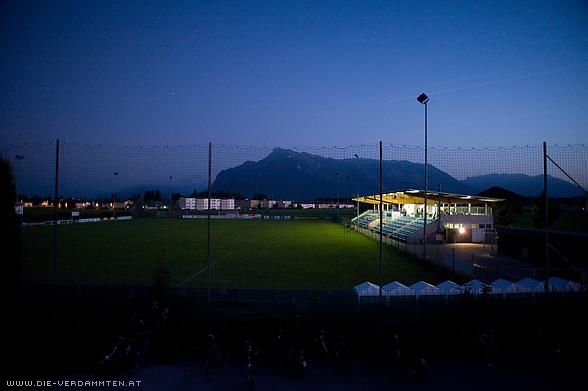Nachtstimmung auf der Sportanlage West