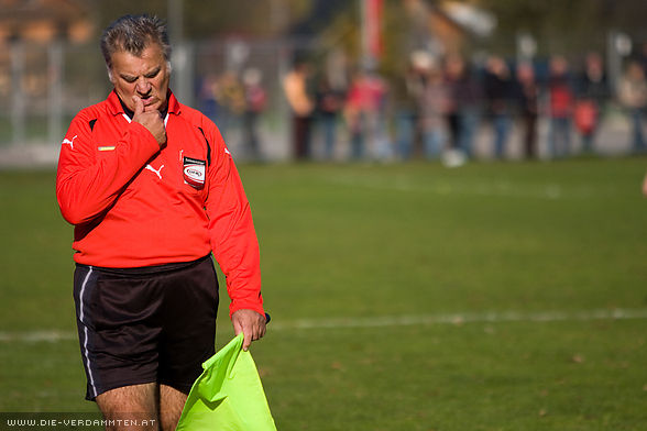 Schiedsrichter-Assistent Rupert Feldbacher