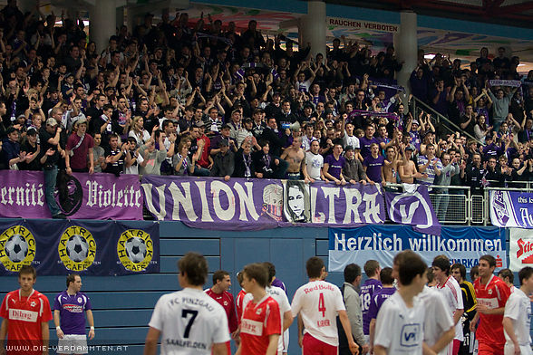 1:4 lautet der Endstand in diesem historischen Spiel