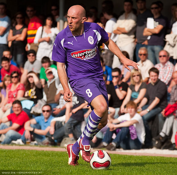 Gegen den SC Golling am 13.04.2009