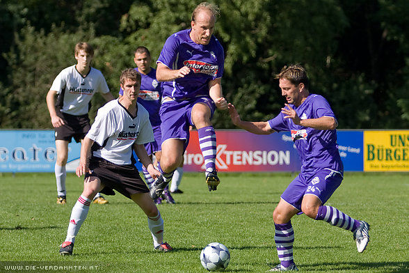 Neuzugang Bernd Winkler und Heli Rottensteiner