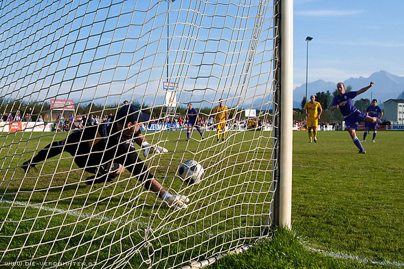 Winkler tritt an, scheiter aber am SAK-Goalie Marko Vincetic