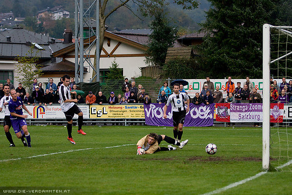In der 23. Minute trifft Bernd Winkler zum 1:0