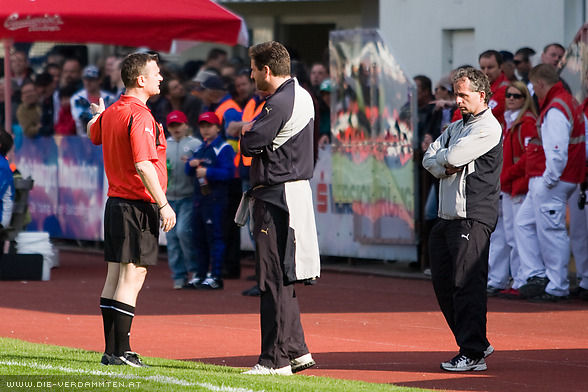 Aufgeregter Didi Emich