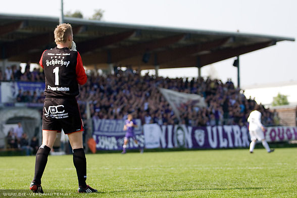 Saalfelden-Goalie und Kapit�n Wolfgang Kraker