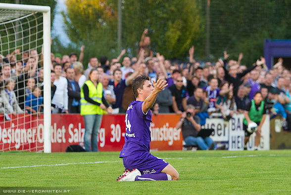 Elfmeter-verd�chtiges Foul an Marko Vujic