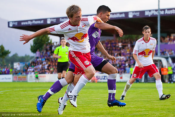 Danis Rekic wird in der Schlu�phase eingewechselt