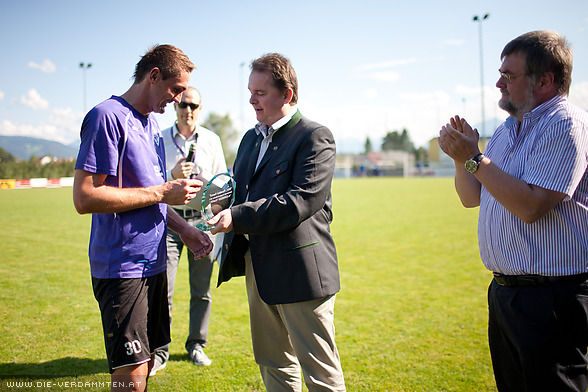 Alex Trappl erh�lt die Bruno-Troph�e f�r den beliebtesten Amateurspieler �sterreichs