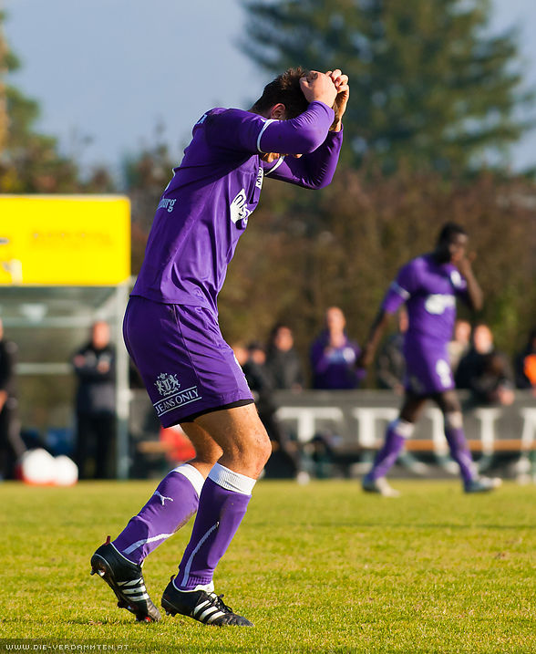 Daneben