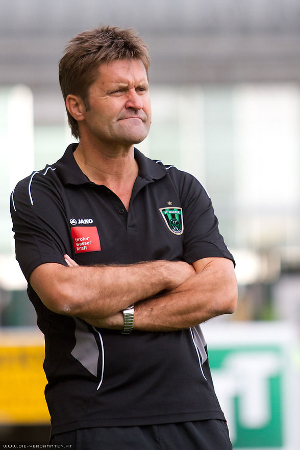 Innsbrucks Trainer Werner L�berbauer