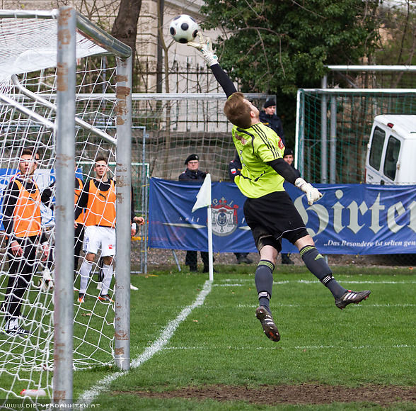 Nerven und Fingerspitzengef�hl: Union Tormann Lukas Frasch