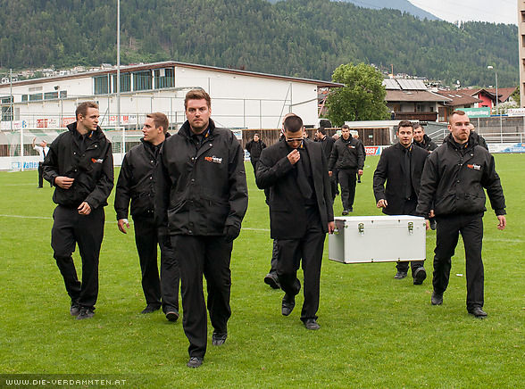 Abmarsch der Security