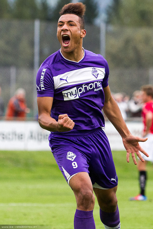 In der 65. Minute trifft Karim Onisiwo zum 1:0 f�r die Austria