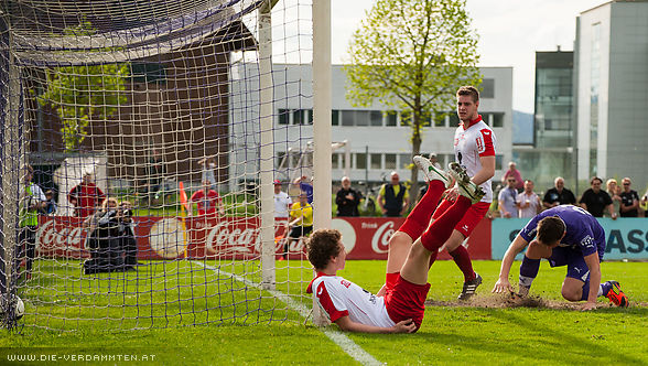 5 Minuten darauf erh�ht Marko Vujic auf 2:1