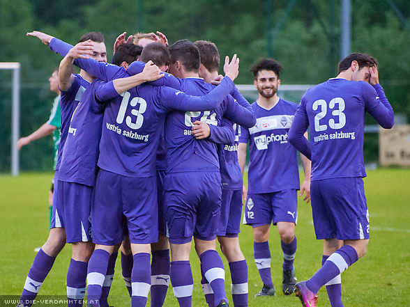 Torjubel nach dem 3:0 durch Matthias �ttl