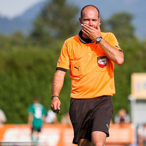 Schiedsrichter Thomas Hochstaffl