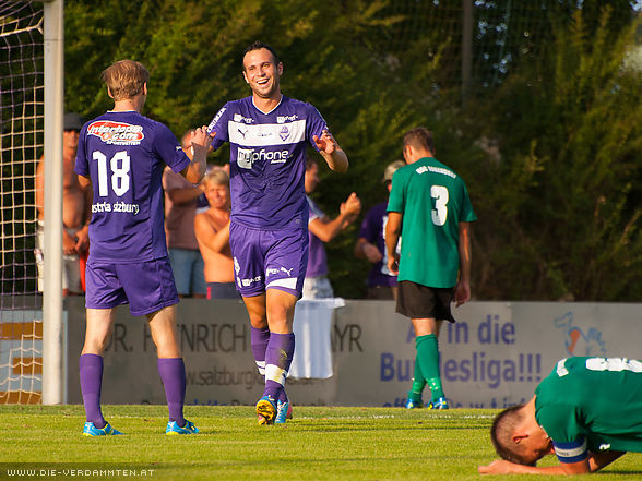 ... wird mit insgesamt 3 Treffern zum Matchwinner