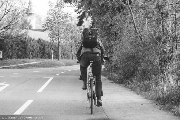 Lorenz auf dem Weg zum Spiel gegen den ASV Taxham (01.05.2008)
